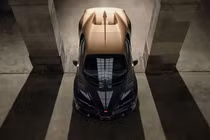 Siêu phẩm Bugatti Chiron Super Sport "dát vàng", vẽ tay mất 400 giờ