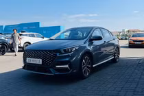 Cận cảnh sedan Omoda S5 giá rẻ sắp bán tại Việt Nam