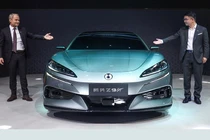 Denza Z9 GT từ 1,19 tỷ đồng ra mắt châu Âu, đấu Porsche