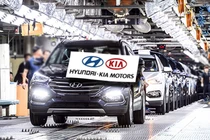 Khách hàng mua xe Hyundai và Kia bức xúc vì phải chờ 30 tháng
