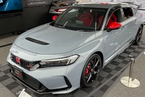 "Soi" Honda Civic Type R 2023 gần 2 tỷ sắp bán tại Việt Nam