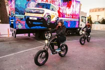 VinFast VF DrgnFly “ngon” tới mức nào mà người Mỹ tin dùng?