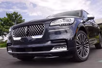 SUV hạng sang Lincoln Aviator 2020 từ 1,2 tỷ đồng "đấu" BMW X5