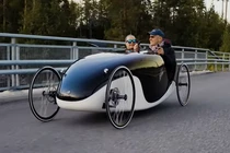 Kinner 2022 - xe đạp lai ôtô điện phong cách siêu cổ điển