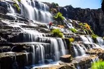 Mê đắm những thác nước ở Việt Nam đẹp như tranh vẽ 