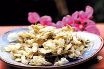 Món ăn từ hoa hòe chữa bệnh hiệu quả