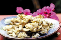 Món ăn từ hoa hòe chữa bệnh hiệu quả