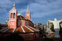 Chiêm ngưỡng nhà thờ có kiến trúc độc đáo nhất Việt Nam