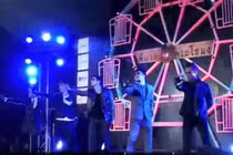 Happy Polla chiếm sân bộ 5 tình người duyên ma