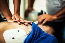 Cách cứu chồng bị thượng mã phong bên giao thừa