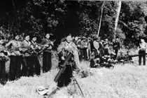 Huyền thoại đội quân tóc dài: Những ''bông hồng thép'' Trường Sơn