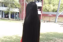 Dị nhân Ấn Độ nuôi tóc dài gần 2 mét suốt 30 năm không cắt