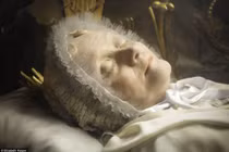 Bí ẩn những xác chết hàng trăm năm không phân hủy