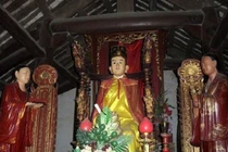 Ngôi chùa nào có bức tượng có thể tự đứng lên ngồi xuống?