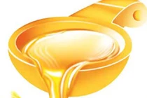 Mật ong rừng có màu đen hơn mật ong nuôi?