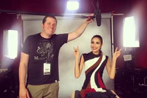 Phạm Hương nhí nhảnh ở hậu trường ghi hình Miss Universe 2015