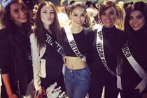 Hoa hậu Phạm Hương khoe eo con kiến tại Miss Universe 2015