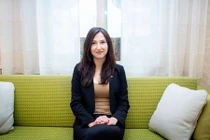 Gu ăn mặc hợp mốt của nữ Bộ trưởng Aida Hadzialic