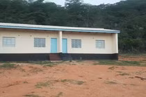 Nhân viên y tế bị "sinh vật bí ẩn" lạm dụng thân xác