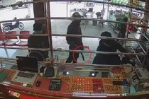 Mang súng đi cướp nhưng gặp ngay "xạ thủ", 1 thanh niên nhập viện