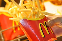 Tận mắt quy trình sản xuất khoai tây chiên của McDonald