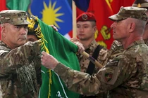 Liên quân Mỹ hạ cờ chính thức rút khỏi Afghanistan 