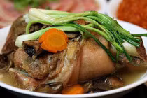 Phát thèm chân giò hầm bát chân ngon ngậy ngày Tết 