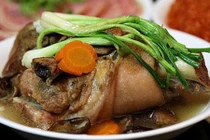 Phát thèm chân giò hầm bát chân ngon ngậy ngày Tết 