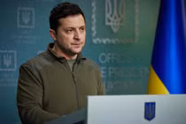 Tổng thống Zelensky tiết lộ thời điểm nam công dân được phép rời Ukraine 
