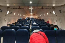 Bên trong chuyến bay sơ tán người dân khỏi “tâm dịch” virus corona Vũ Hán