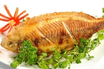 Trổ tài khéo tay với món cá chiên giòn thơm ngon 