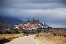 Cuộc sống tại ngôi làng phù thủy bị "nguyền rủa" cả trăm năm