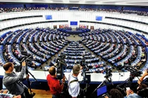 EU hoãn các lệnh trừng phạt mới dành cho Nga