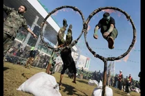 Đột nhập trại huấn luyện của tổ chức Hamas