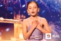 "Đứng hình" trước giọng hát lạ thường của bé 10 tuổi