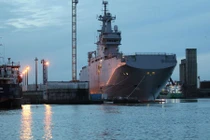 Ông Hollande sắp quyết định số phận tàu Mistral