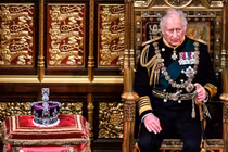 Đường đến ngôi vương của người kế nhiệm Nữ hoàng Elizabeth II 