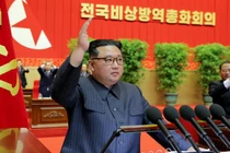 Triều Tiên tuyên bố chiến thắng Covid-19 chỉ sau 3 tháng bùng dịch 