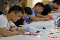 Đua nhau kết hôn trong Lễ tình nhân Trung Quốc