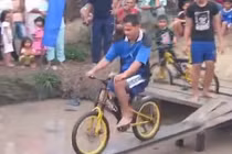 Cuộc đua xe đạp kì lạ nhất thế giới