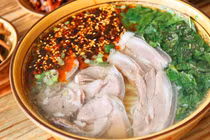  Trung Quốc: Dương tính ma túy sau khi ăn bún thịt cừu