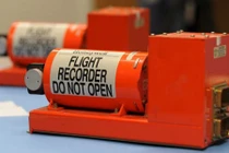 Tìm thấy hộp đen của máy bay Indonesia rơi