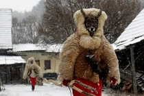 Kinh ngạc truyền thống Giáng sinh “hù dọa” trẻ em ở Séc