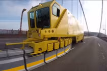 Xem người Mỹ làm dải phân cách đường siêu độc