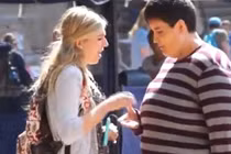 Thử tán gái bằng một thân hình béo ú