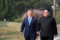 Ông Kim Jong-un và Tổng thống Hàn Quốc sắp mãn nhiệm trao đổi thư