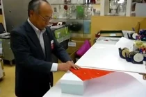 Lác mắt xem người Nhật gói quà đẹp từng chi tiết