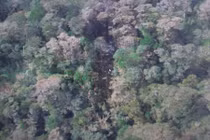 Phát hiện 53 thi thể ở hiện trường máy bay Indonesia rơi