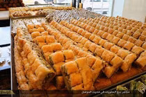 Cuộc sống nhộn nhịp khó tin bên trong thành trì của IS