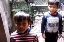 Hai bé cover "Chắc ai đó sẽ về" hay như Sơn Tùng 